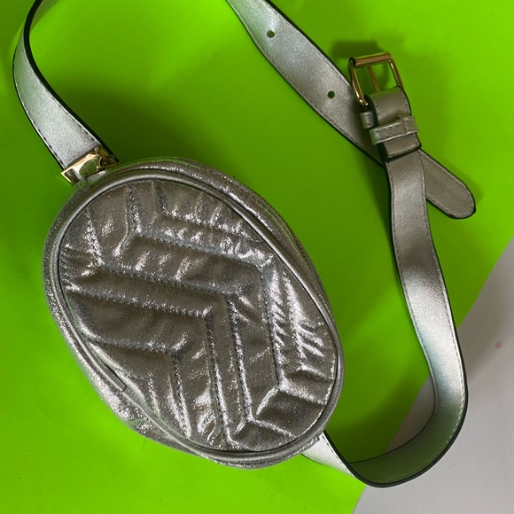 Silver Fanny pack main image 4